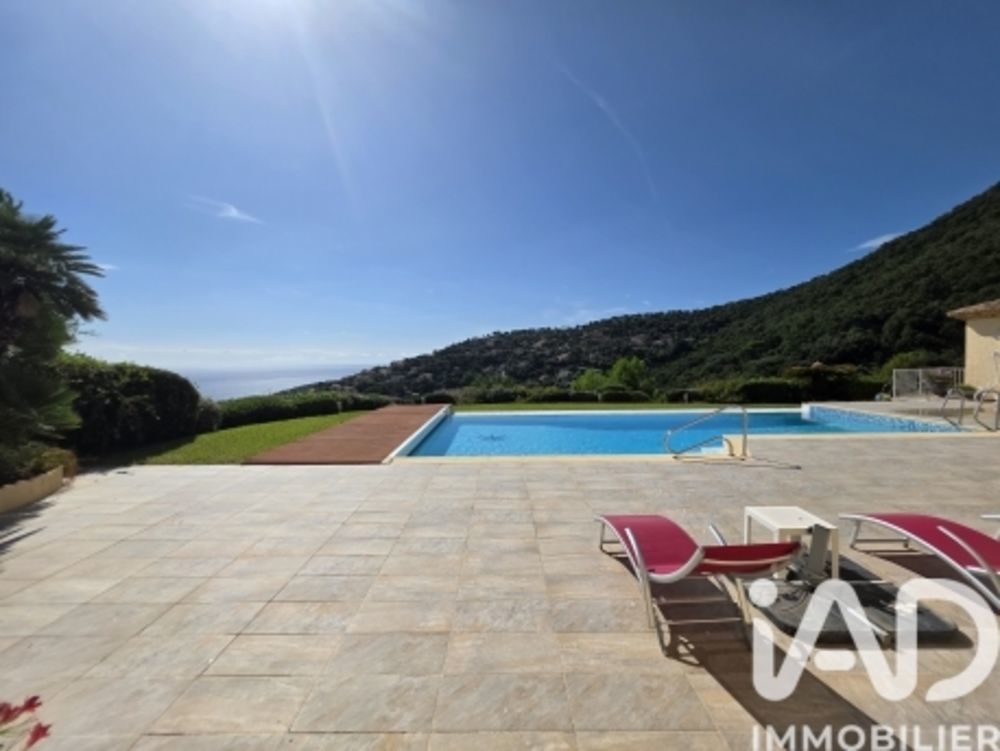 � vendre  Maison Cavalaire-sur-Mer (83240)