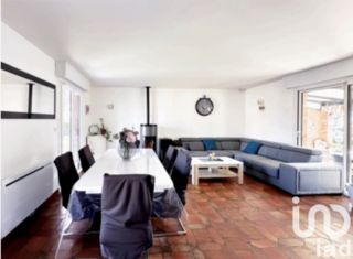  Maison � louer 8 pi�ces 150 m� Roost-warendin