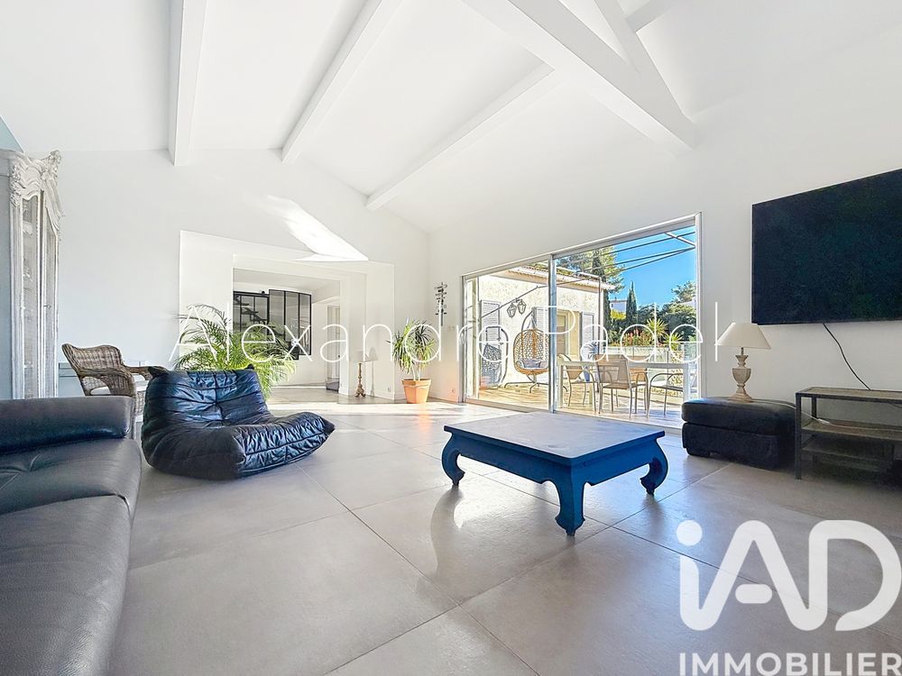 � vendre  Maison Carqueiranne (83320)