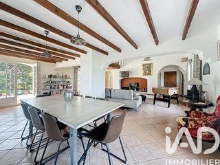  Maison � vendre 6 pi�ces 216 m�