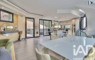  Maison � vendre 5 pi�ces 150 m�