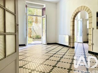  Immeuble � vendre 221 m�