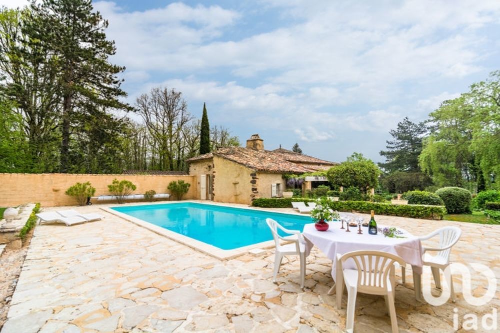 � vendre  Maison Mazeyrolles (24550)