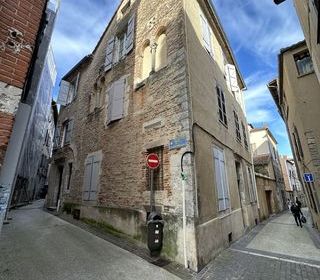  Immeuble � vendre 301 m�