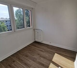  Appartement � vendre 4 pi�ces 74 m�