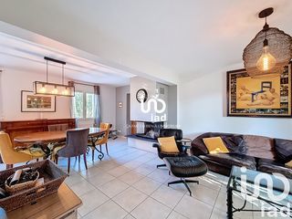  Maison � vendre 9 pi�ces 217 m�