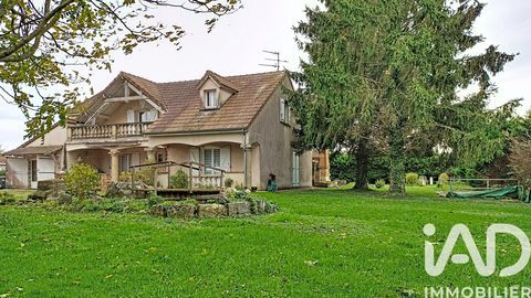  Vente Maison/villa 9 pi�ces Maison - 9 pi�ce(s) - 244 m�