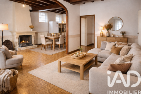   Vente Maison de village 9 pi�ces Maison - 9 pi�ce(s) - 162 m�
