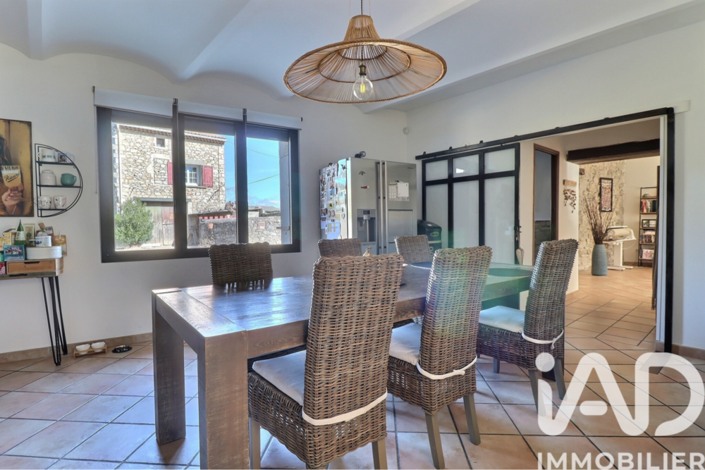 � vendre  Maison Saint-Rem�ze (07700)