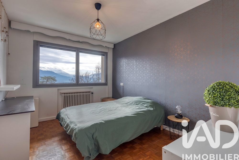 � vendre  Maison Corenc (38700)