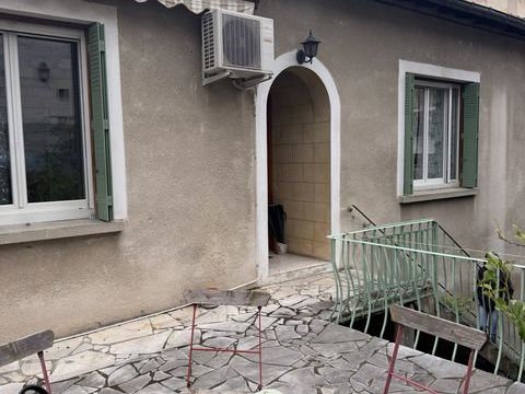   Vente Maison de village 4 pi�ces Maison - 4 pi�ce(s) - 85 m�