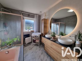  Maison � vendre 7 pi�ces 180 m�