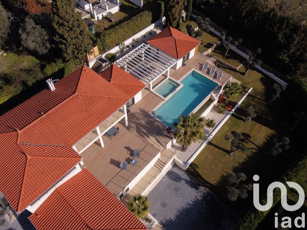 � vendre  Villa Ch�teauneuf-Grasse (06740)