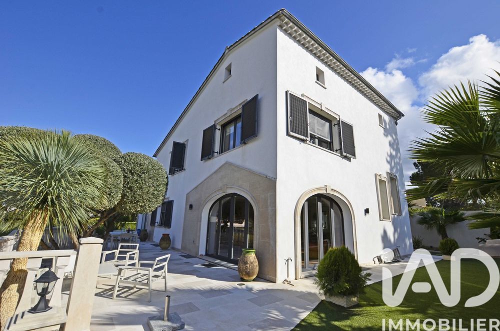 � vendre  Villa Mandelieu-la-Napoule (06210)