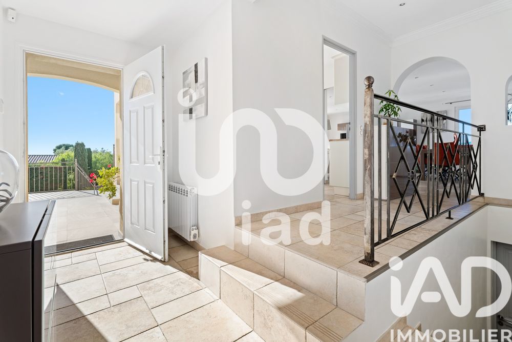 � vendre  Maison Saint-Laurent-du-Var (06700)