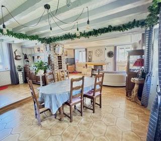  Maison � vendre 6 pi�ces 210 m�