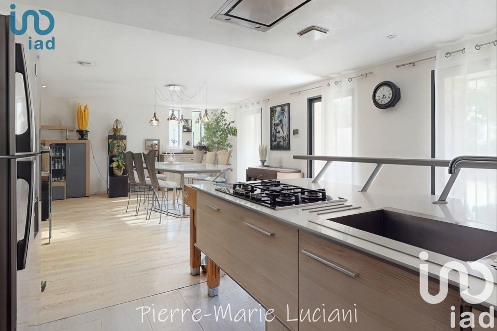 � vendre  Maison Cucuron (84160)