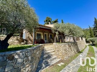  Maison � vendre 7 pi�ces 200 m�