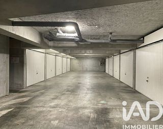  Parking / Garage � vendre 15 m�
