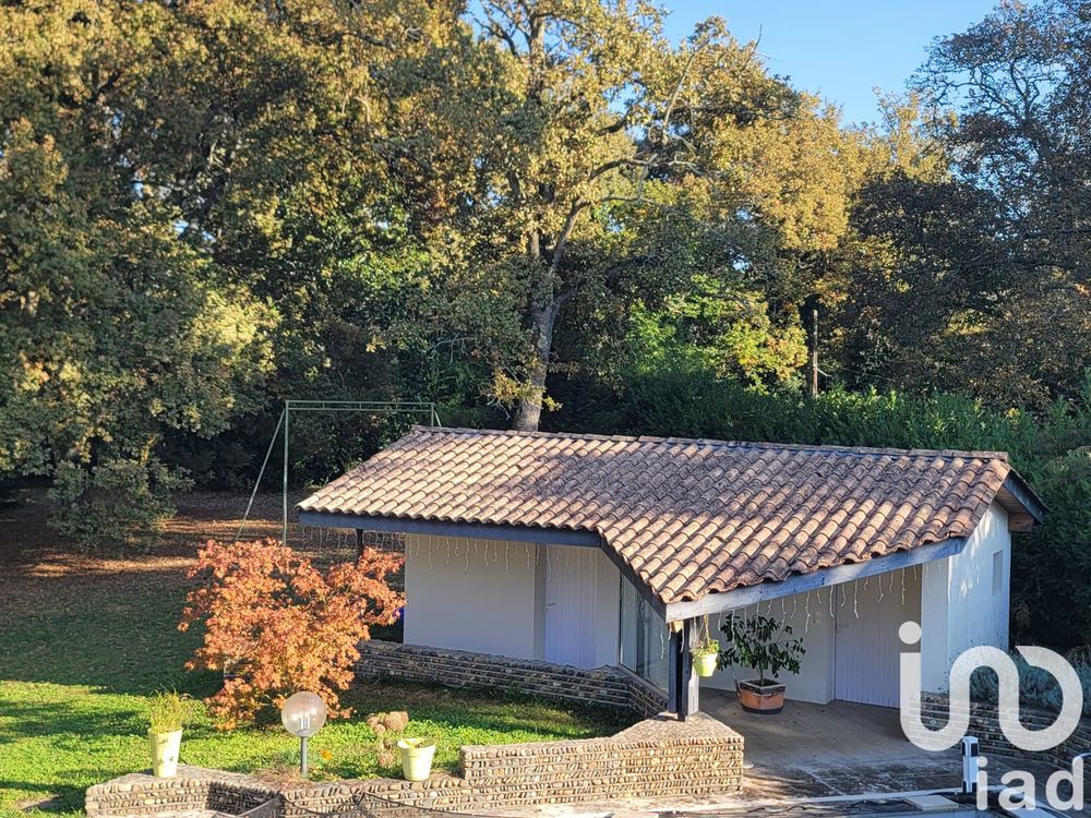 � vendre  Villa Mazerolles (40090)