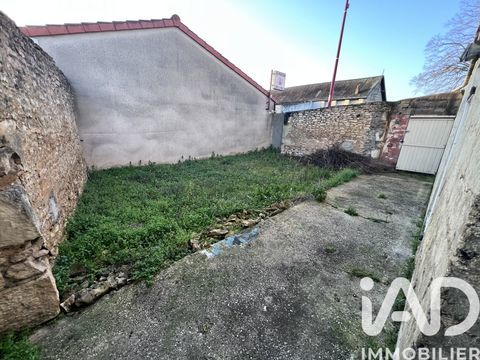   Vente Maison de village 8 pi�ces Maison - 8 pi�ce(s) - 115 m�