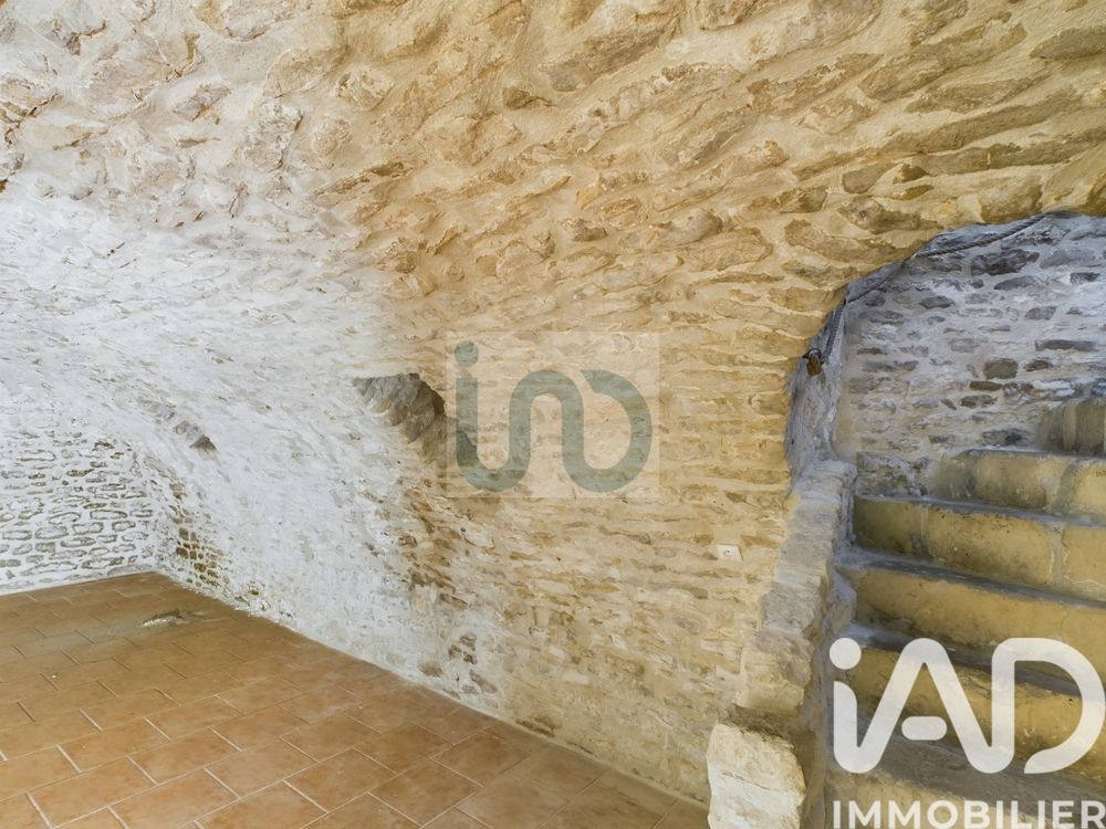 � vendre  Maison Saint-Martin-de-R� (17410)