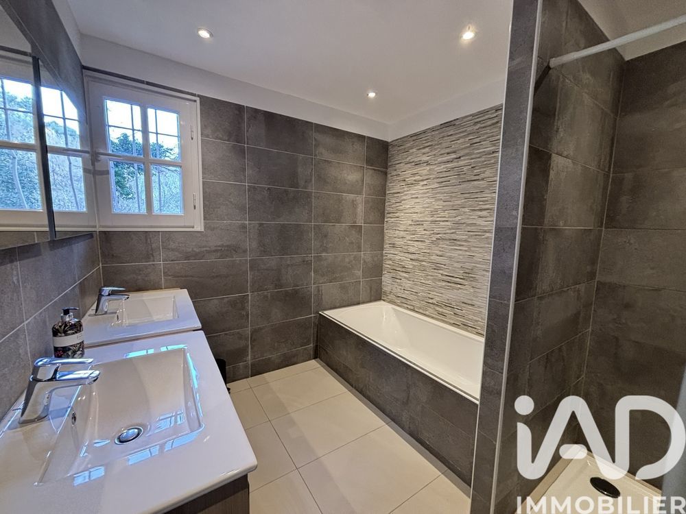 � vendre  Maison Saint-Paul-de-Vence (06570)