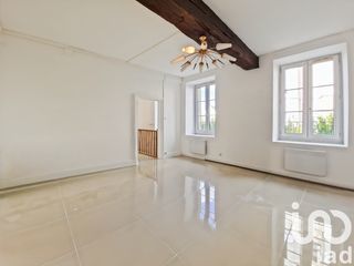  Immeuble � vendre 235 m�