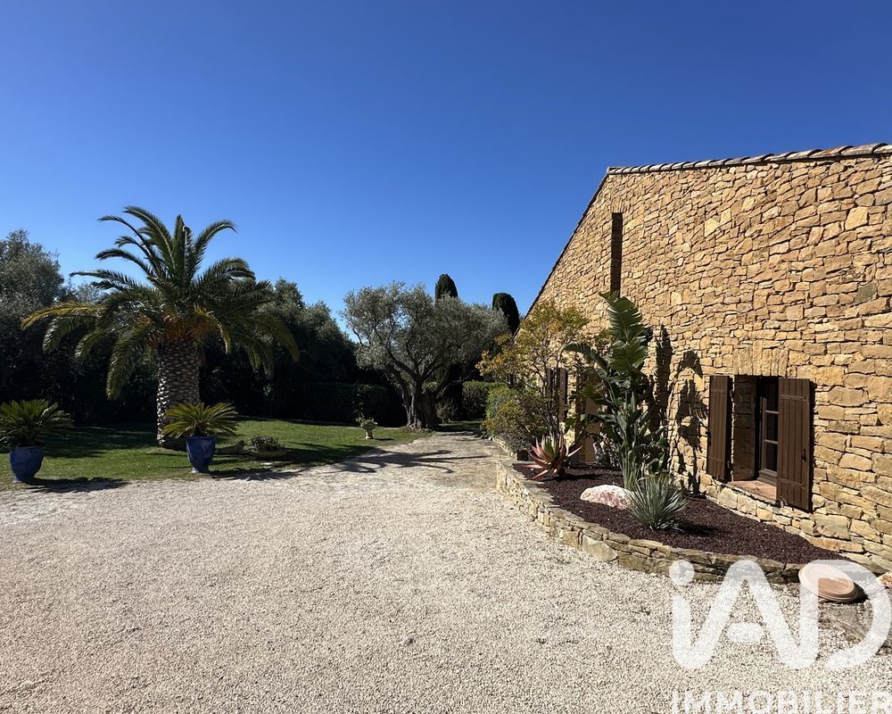 � vendre  Maison Saint-Cyr-sur-Mer (83270)