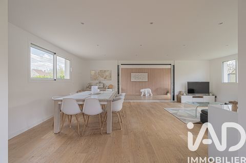   Vente Maison traditionnelle 7 pi�ces Maison - 7 pi�ce(s) - 174 m�