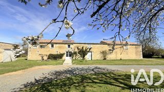  Maison � vendre 13 pi�ces 325 m�