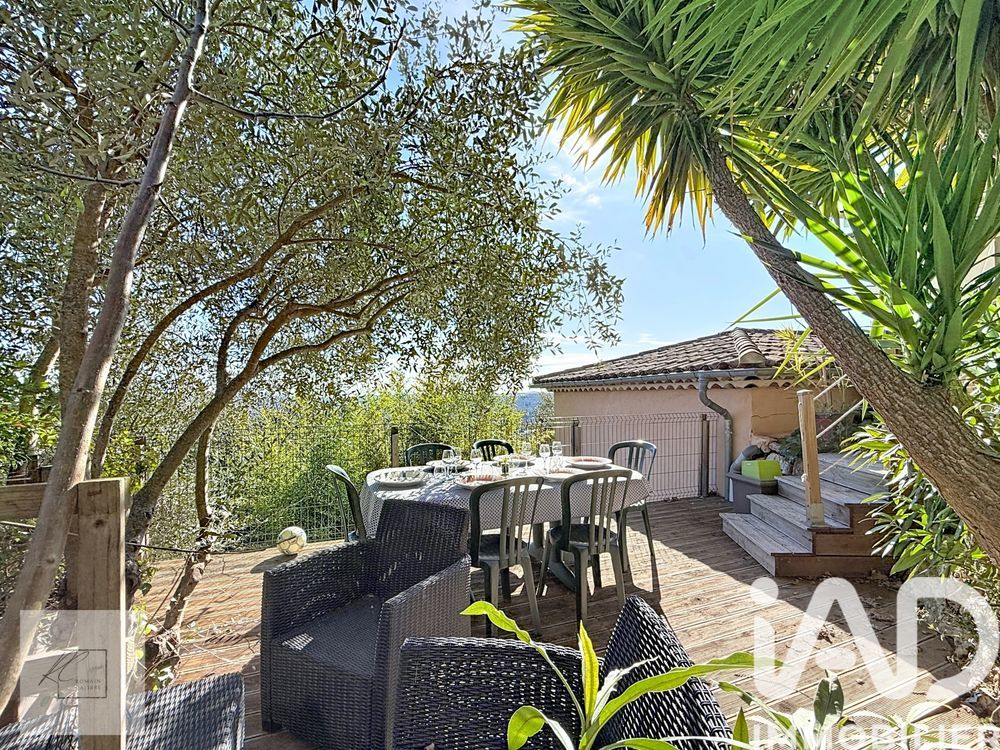 � vendre  Maison Montauroux (83440)