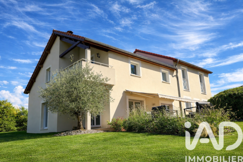   Vente Maison d'architecte 6 pi�ces Villa - 6 pi�ce(s) - 163 m�