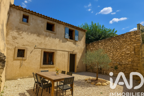   Vente Maison de village 3 pi�ces Maison - 3 pi�ce(s) - 104 m�