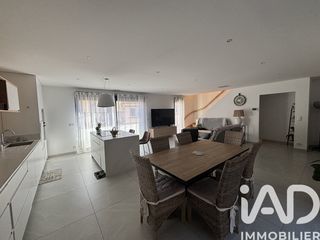  Maison � vendre 4 pi�ces 145 m�