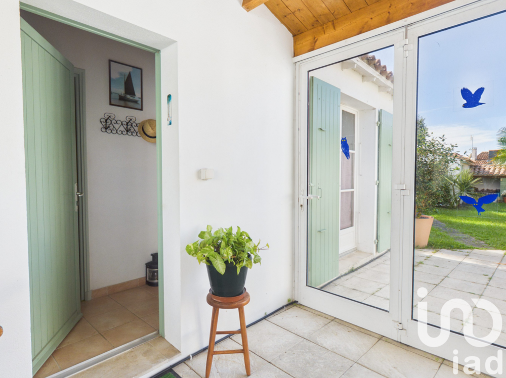 � vendre  Maison Ars-en-R� (17590)