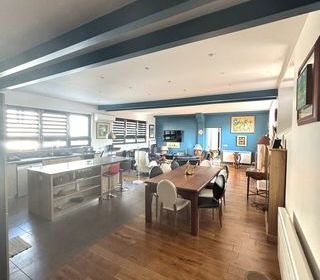  Appartement � vendre 4 pi�ces 147 m�