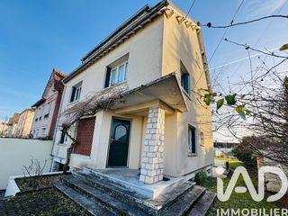  Maison � vendre 10 pi�ces 208 m�