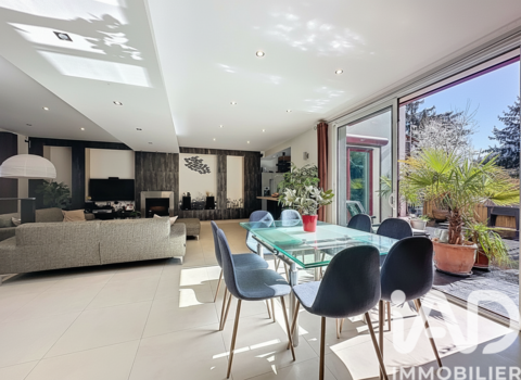   Vente Appartement 5 pi�ces Appartement - 5 pi�ce(s) - 161 m�