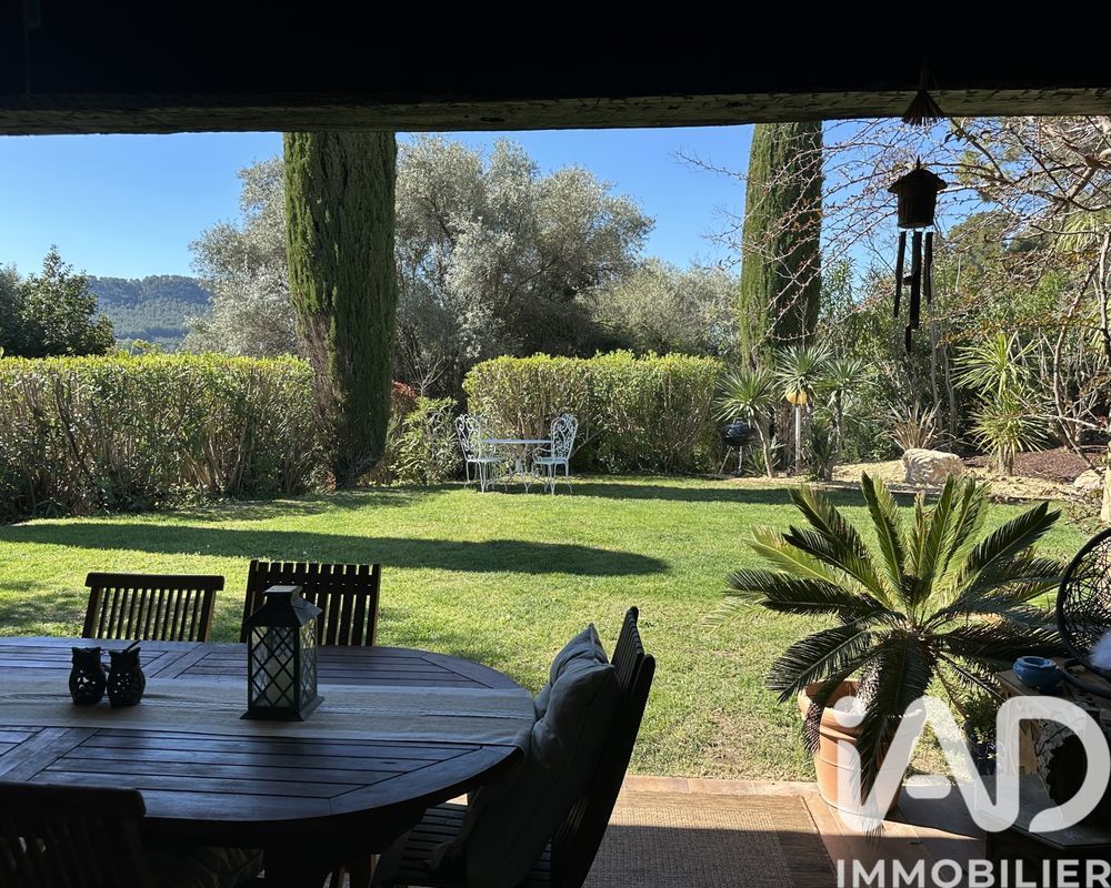 � vendre  Maison Saint-Cyr-sur-Mer (83270)