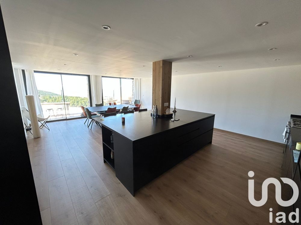 � vendre  Maison Eyne (66800)