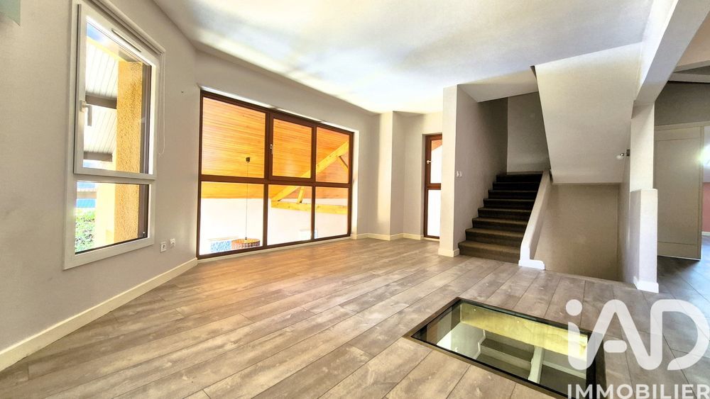 � vendre  Villa Ch�teau-Gaillard (01500)