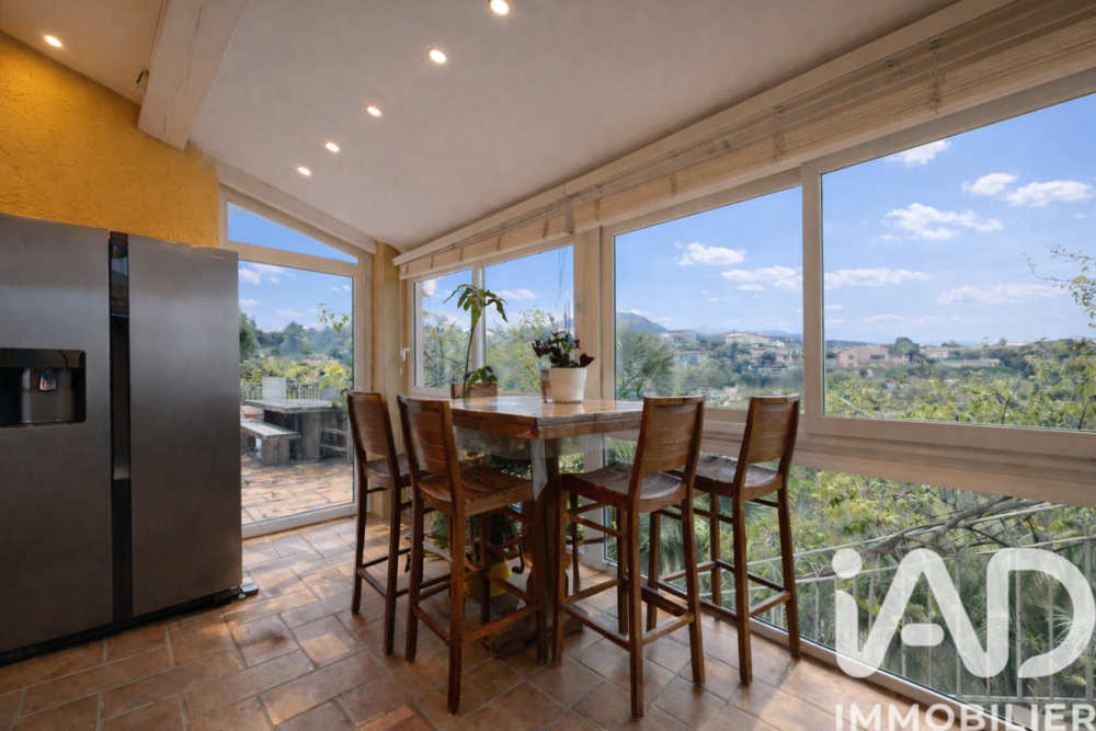 � vendre  Maison Colomars (06670)