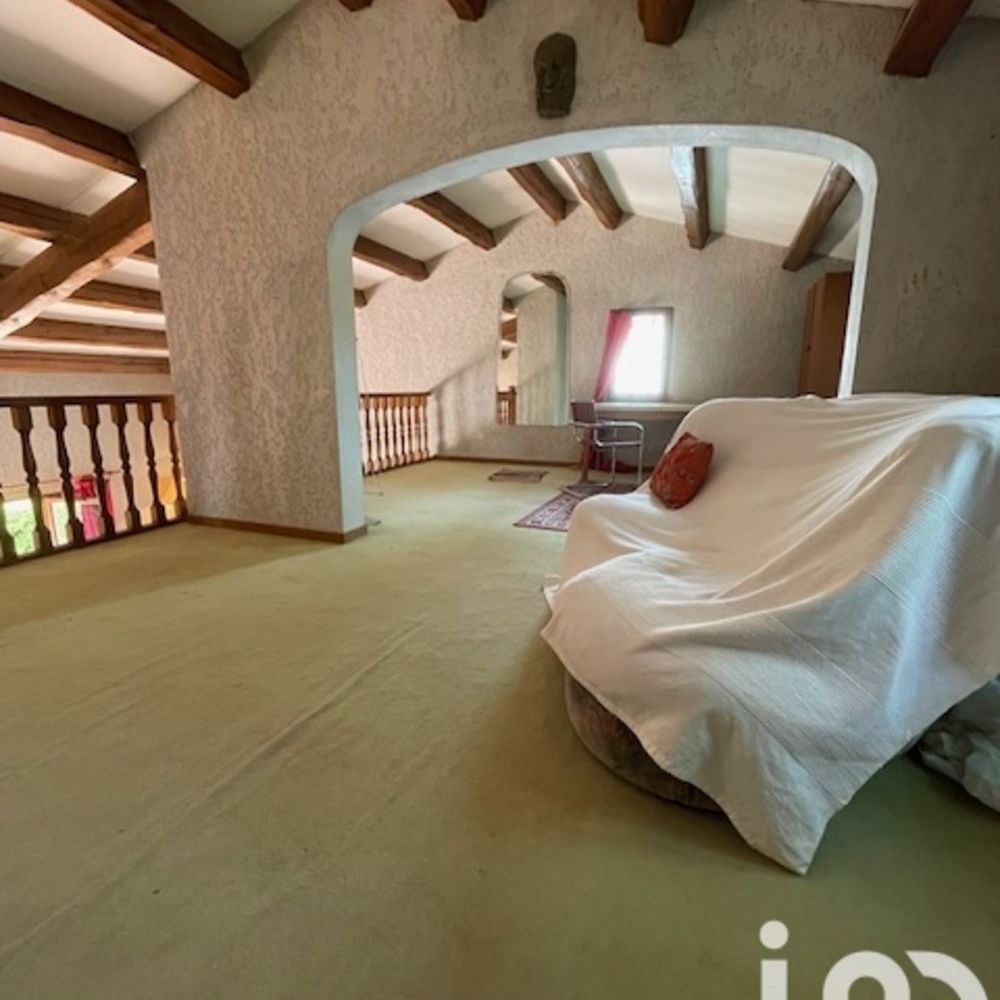 � vendre  Maison �guilles (13510)