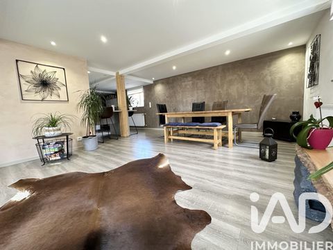   Vente Maison de village 7 pi�ces Maison - 7 pi�ce(s) - 167 m�