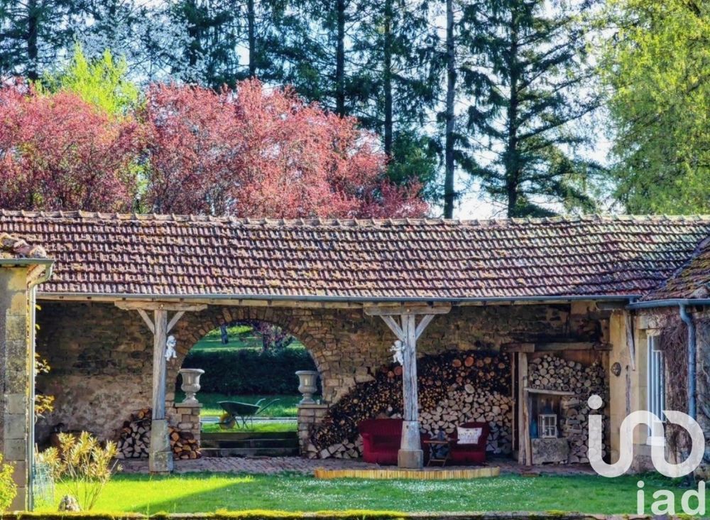 � vendre  Propri�t�/ch�teau Faverney (70160)