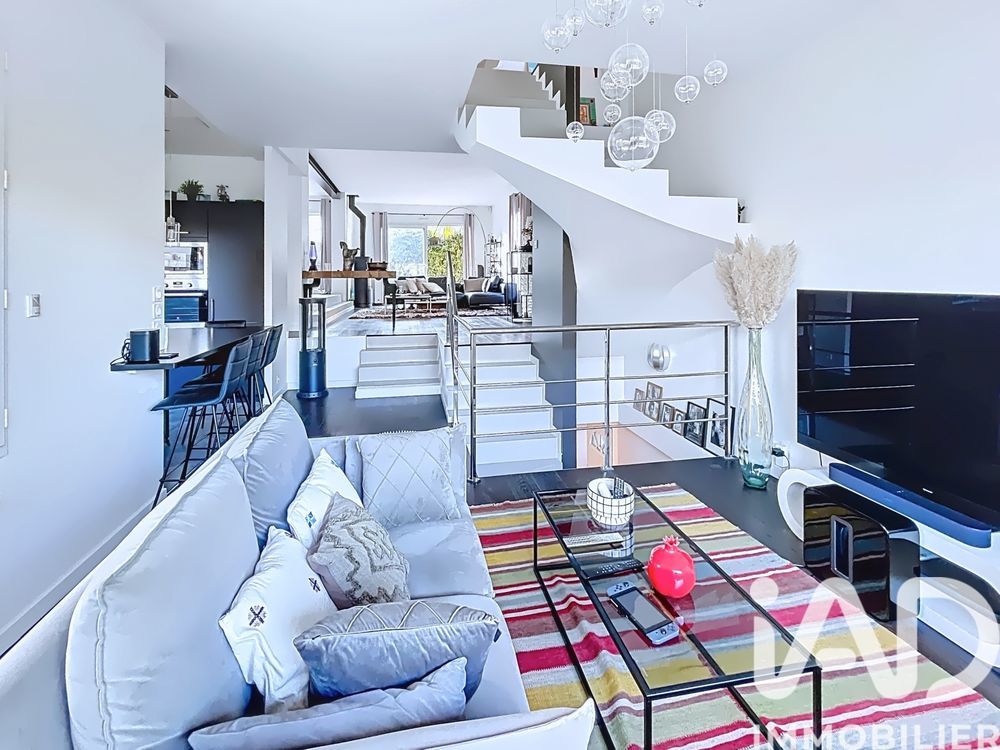 � vendre  Maison Rueil-Malmaison (92500)