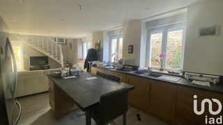  Immeuble � vendre 785 m�