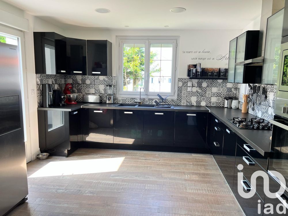 � vendre  Maison L'�le-d'Olonne (85340)