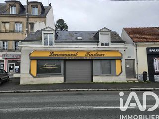  Immeuble � vendre 495 m�